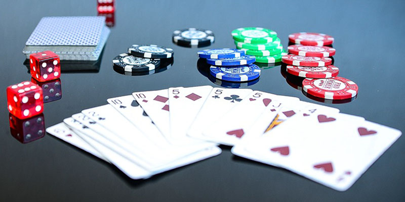 Bí Quyết Đánh Bài Tiến lên miền Nam Cực Chuẩn